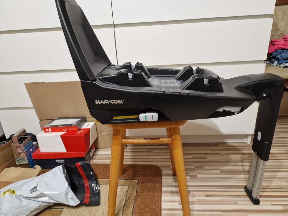 MAXI COSI Baza FamilyFix2
