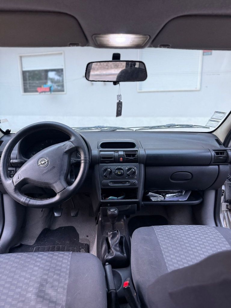 Opel corsa b para peças