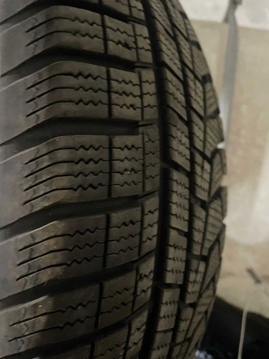 Продам шини б/у зима 215/70-R16 Hankook Winter Isept EVO 2