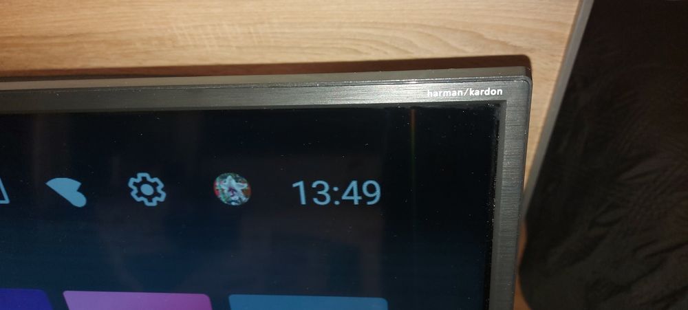 SHARP tv 40 HDR 4K UHD android tv smart harman kardon wi fi bt