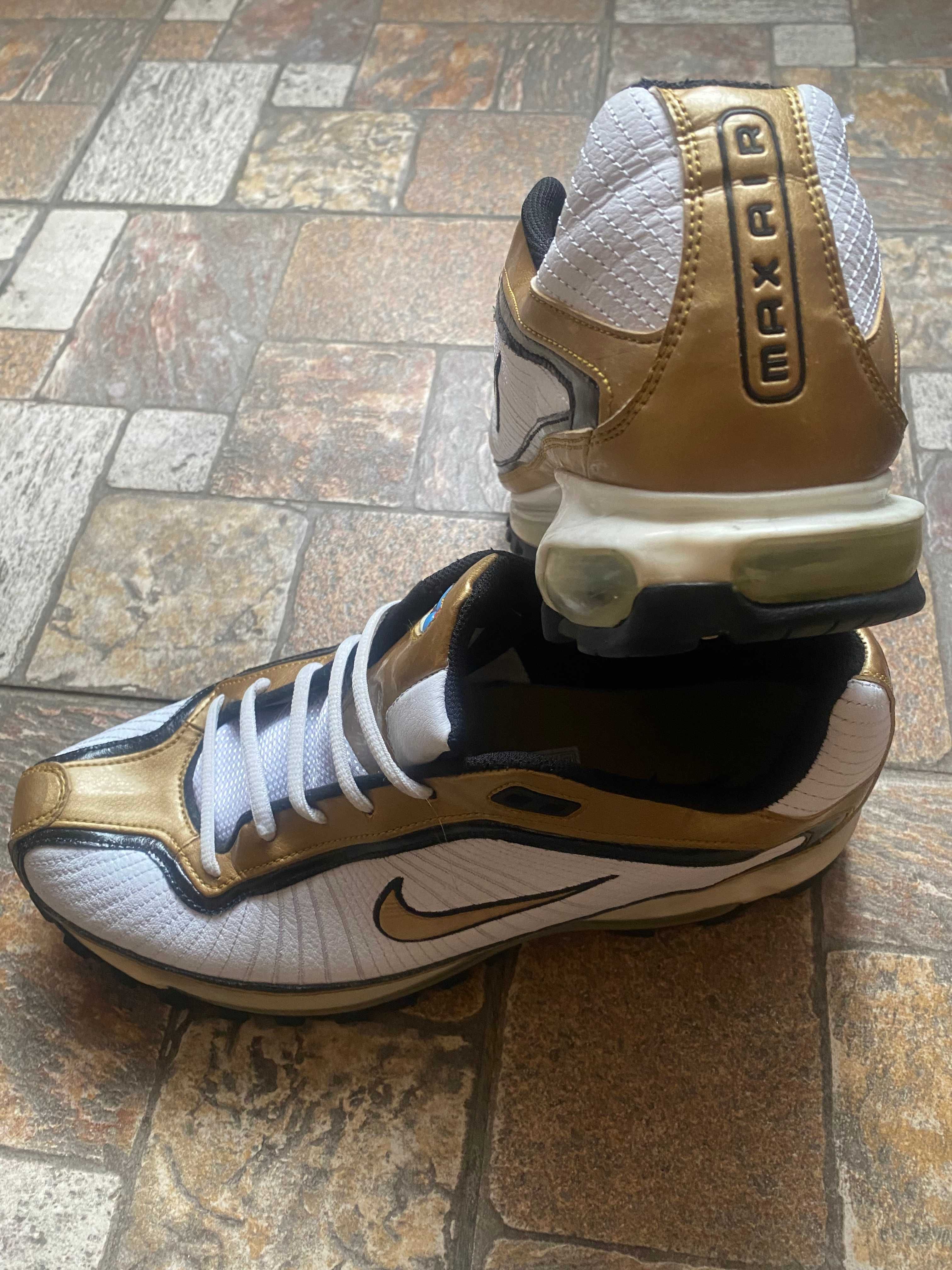 Шкіряні кросівки "NIKE" 44,5 розміру