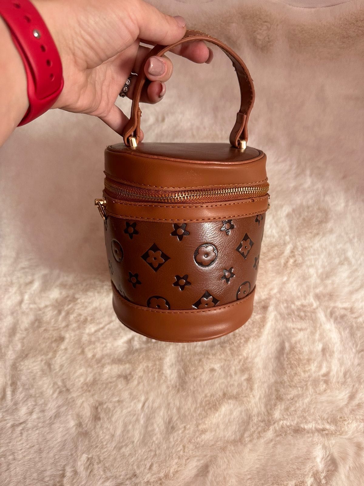 Torebka kuferek louis vuitton