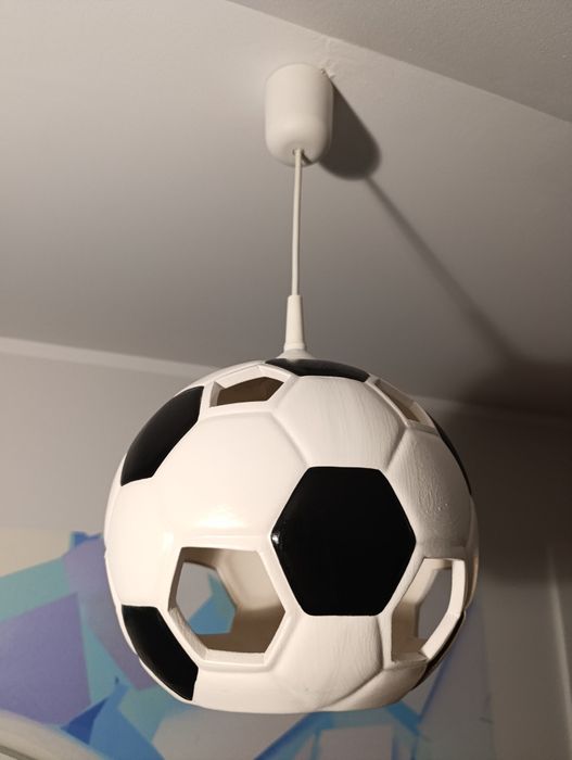 Lampa sufitowa żyrandol piłka nożna