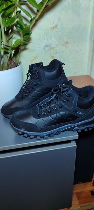 Ботинки мужские зимние 45р. Новые