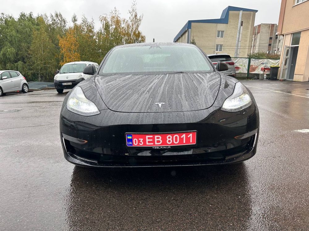 Автомобіль Tesla model 3 2023 ( тесла модел 3)