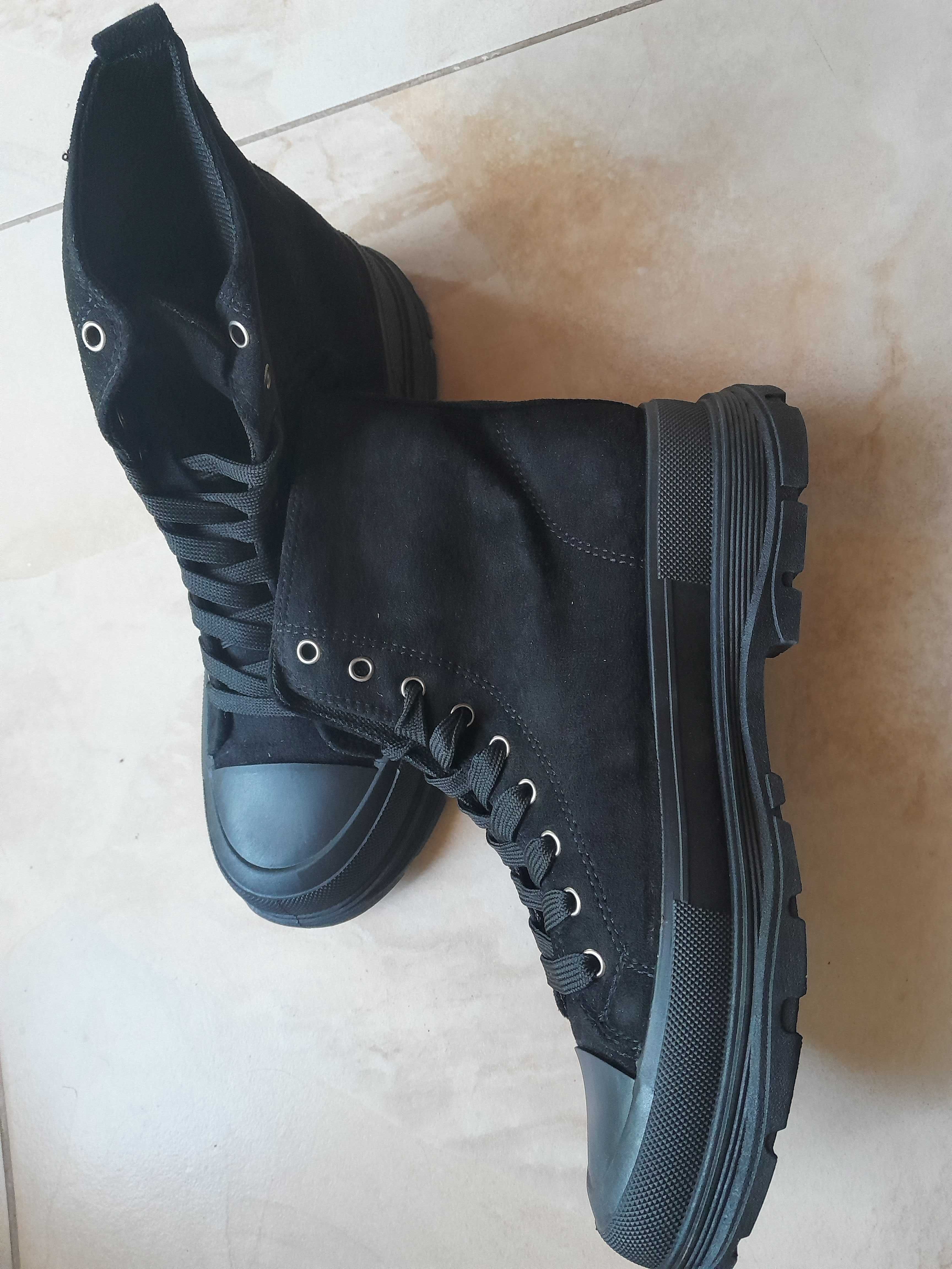 buty damskie typu traperki/trampki sznurowane czarne 39
