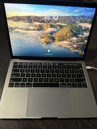 MacBook Pro 13 inch, 2018,Intel I5 Four Thunderbolt 3 Ports 8/256Gb