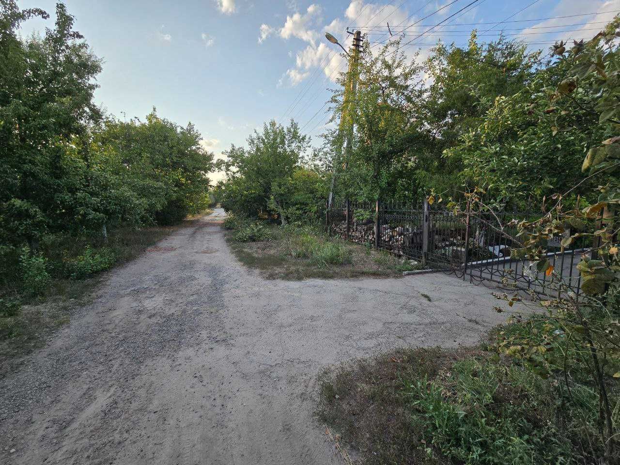 Продаж земельної ділянки під житлову забудову в районі вул Передової