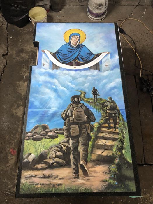 Гравіювання памятників в кольорі, фарбування на граніті
