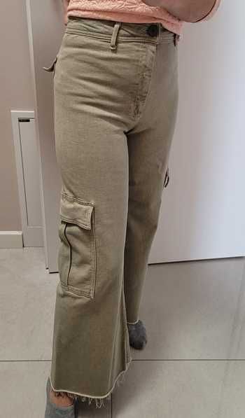 Khaki spodnie dżinsowe cargo / dżinsy z wysokim stanem, Zara 40 (L)