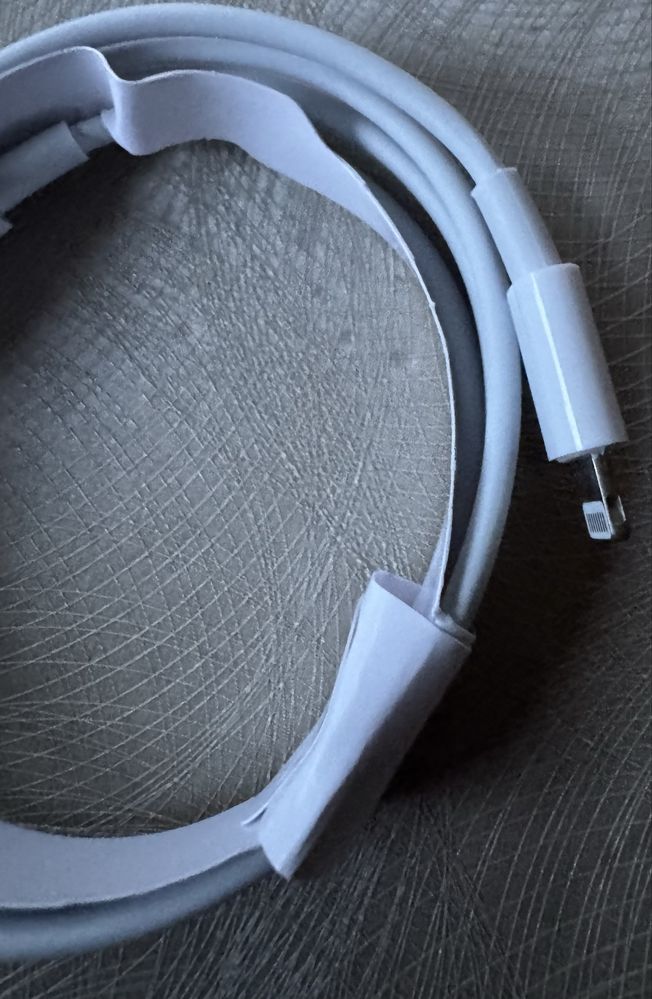 Nowy Kabel USB-C do Lightning,