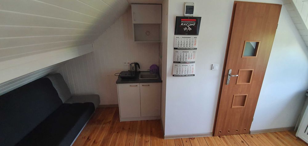 Mała kawalerka w samym centrum przy parku dla 1 osoby