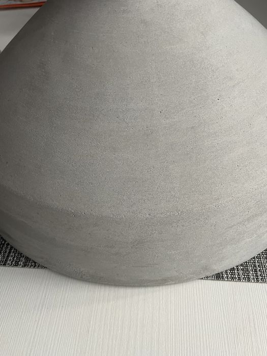 Lampa-Żyrandol  struktura beton