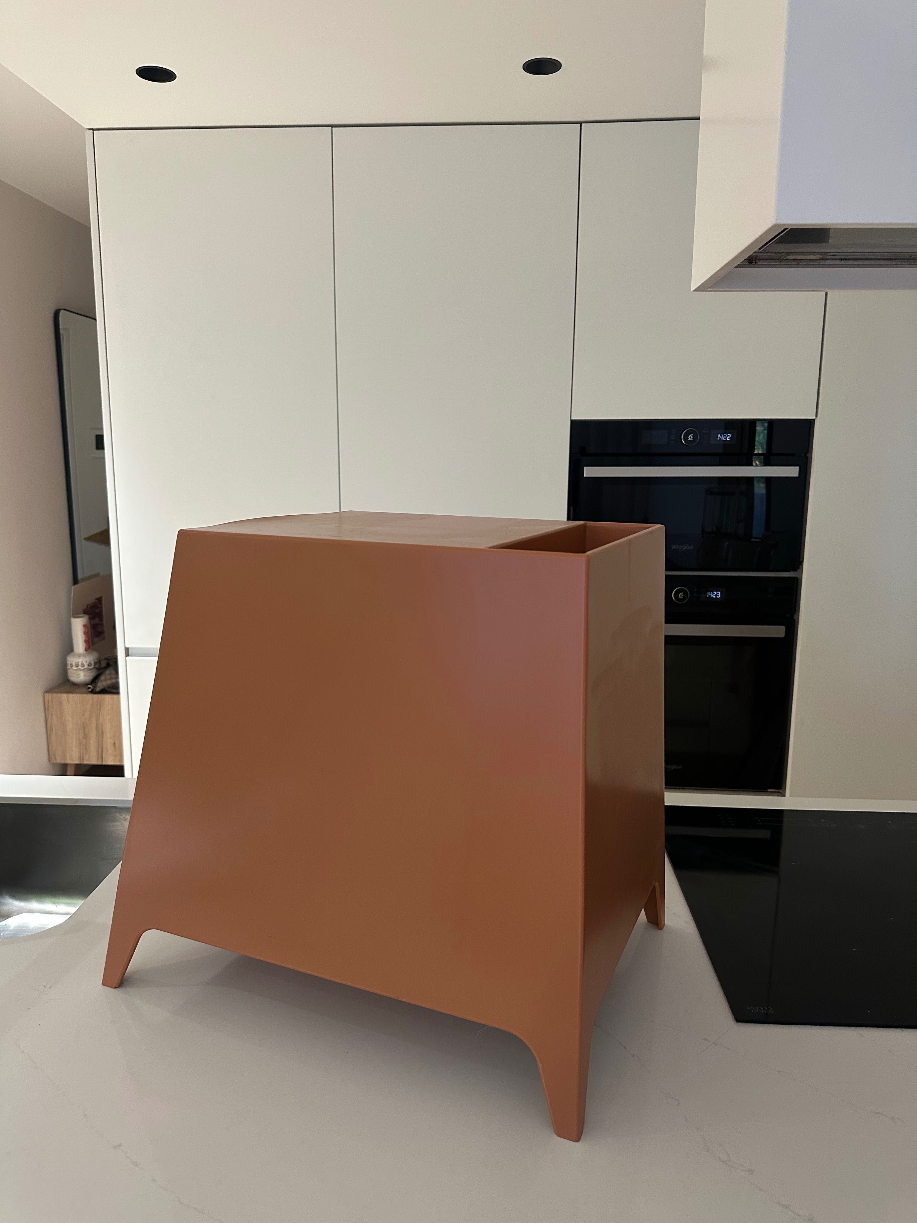 Mesa de cabeceira Kinda – Entrega em braga