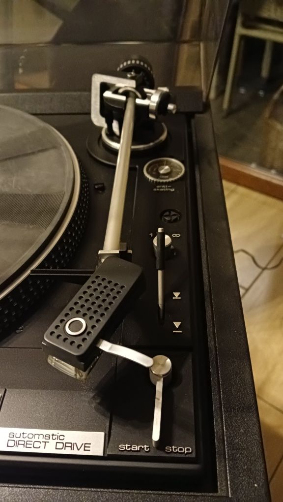 Gramofon dual 621