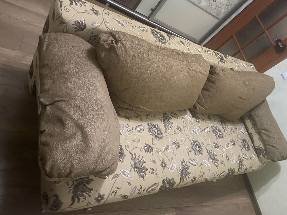 Продам диван єврокнижку