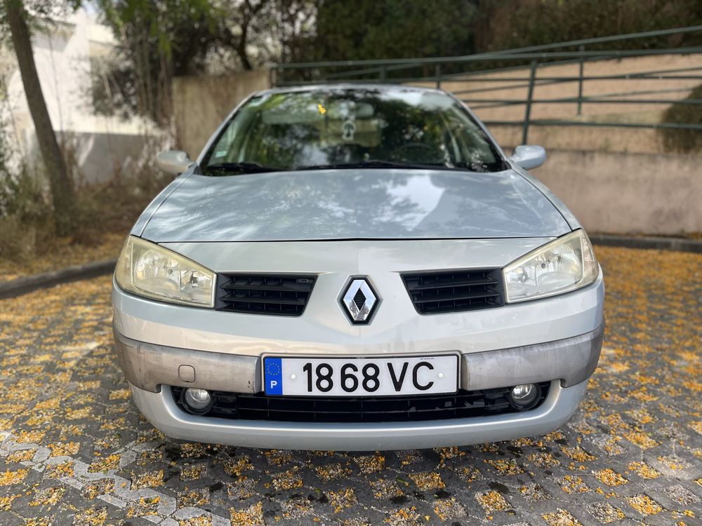 Renault Megane 1.5DCI 5 portas Gasoleo Ar condicionado