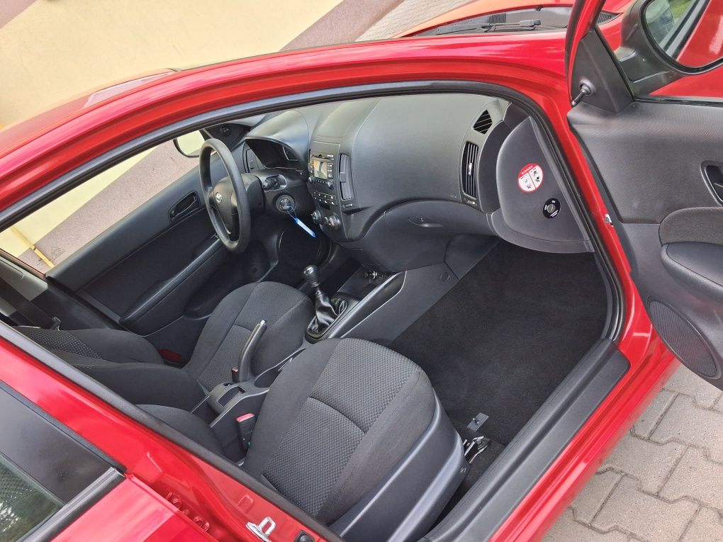 Hyundai i30 Klima Elektryka Super Stan z Niemiec!