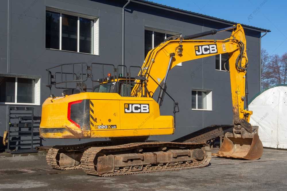 Гусеничний екскаватор JCB JS220X 2018 р. 129 кВт. 10233 м/г.