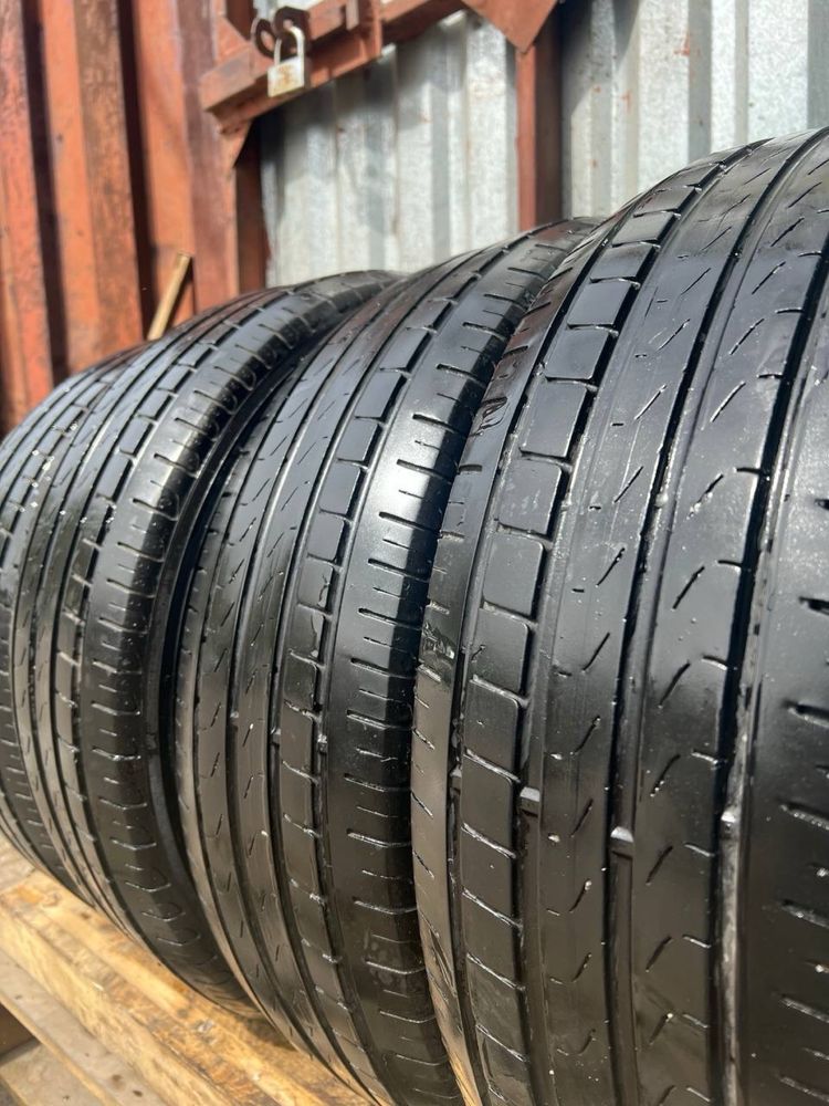 Продам комплект летней резины pirelli 215/65/17