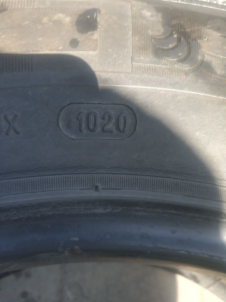 215/70/15 CP 109Q para 8.40m dot20r Michelin agilis camping camper BUS