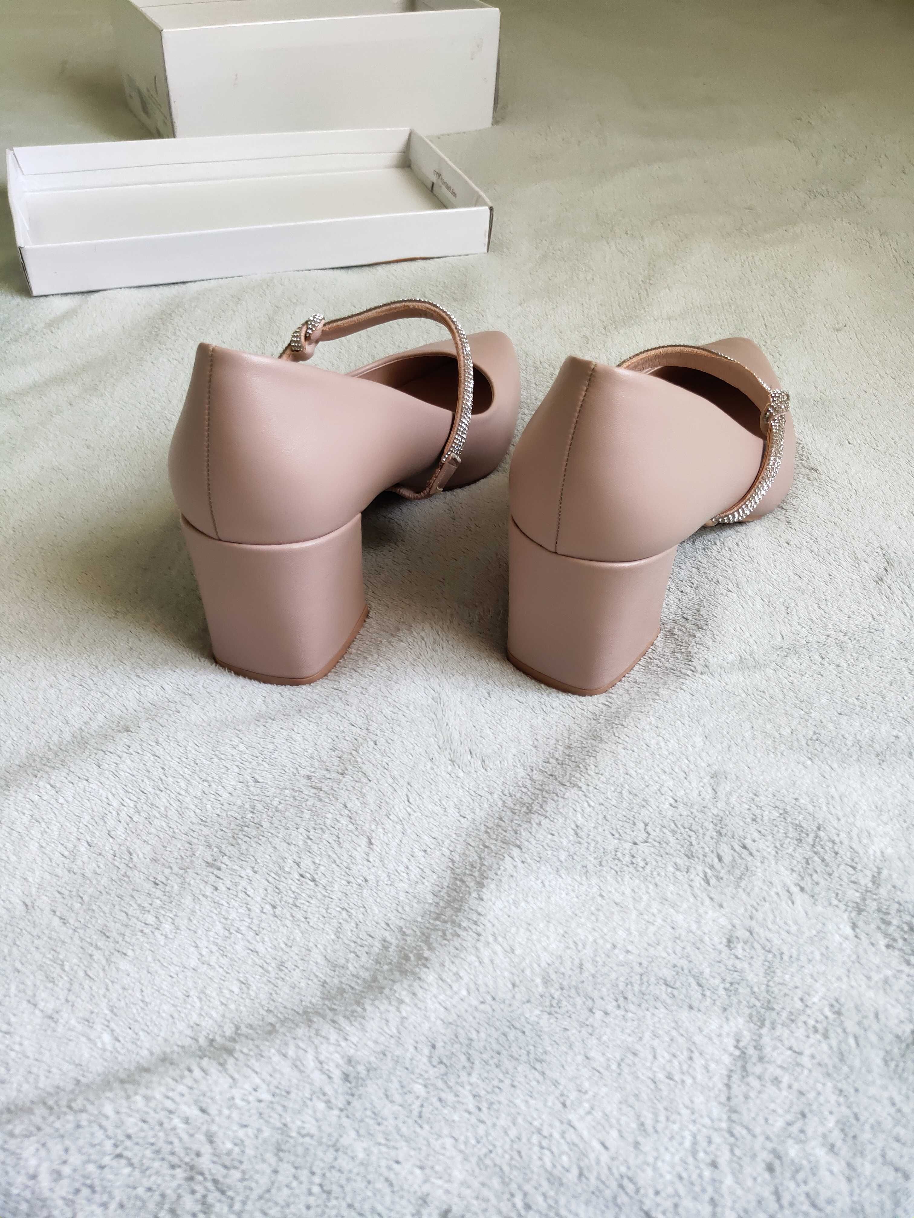 Туфлі жіночі рожеві