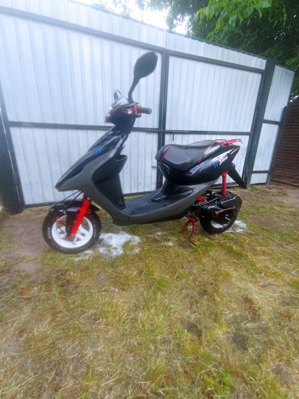 Продам скутер Хонда Двох 56