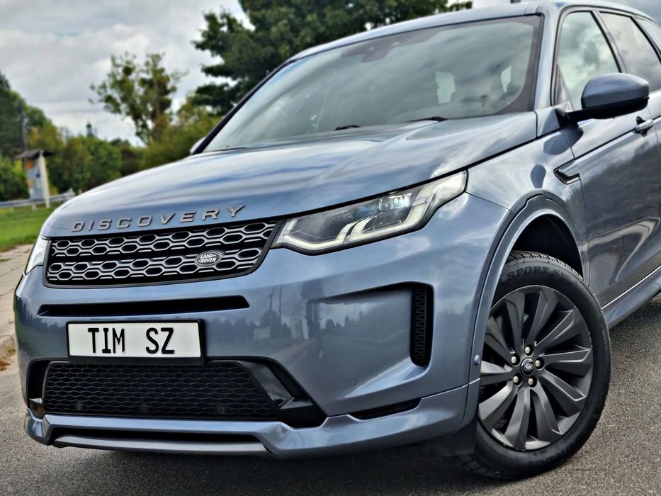 Land Rover Discovery Sport SPORT PE 200SE _ R-DYNAMIC_4x4 _ MARTWE Pole _  Sam PARKUJE_ full