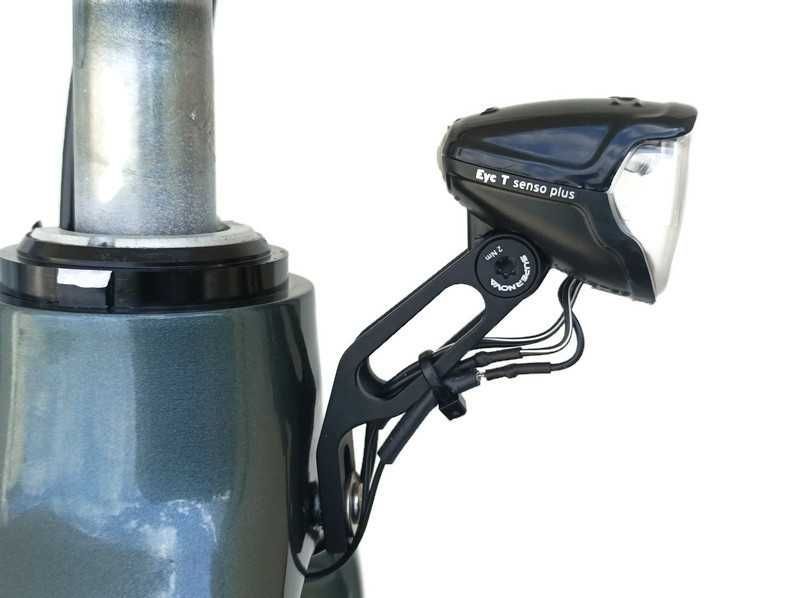 Lampka Busch & Müller Lumotec Eyc T Senso Plus na dynamo do KOGA