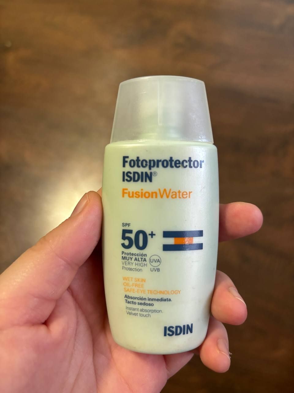 Сонцезахисний засіб для обличчя Isdin Fotoprotector Fusion Water SPF50