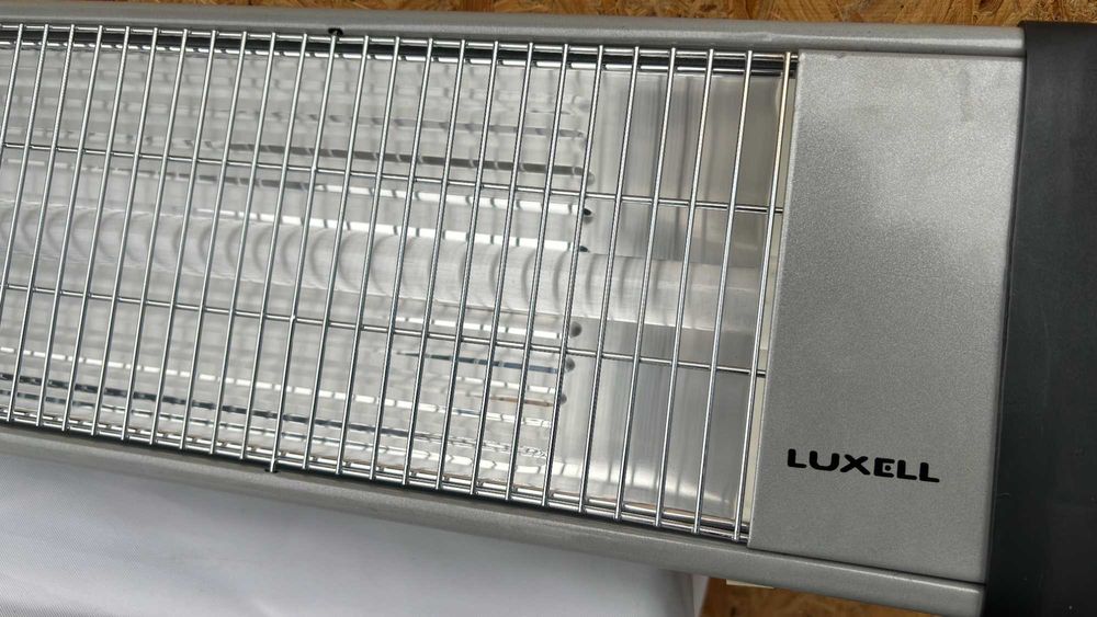 УФО Инфракрасный обогреватель Luxell 3 кВт с креплением на стену
