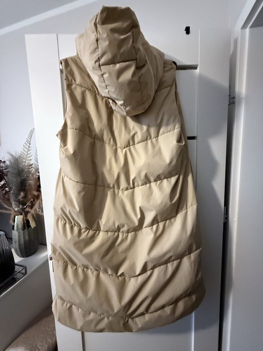 Kamizelka beżowa Reserved