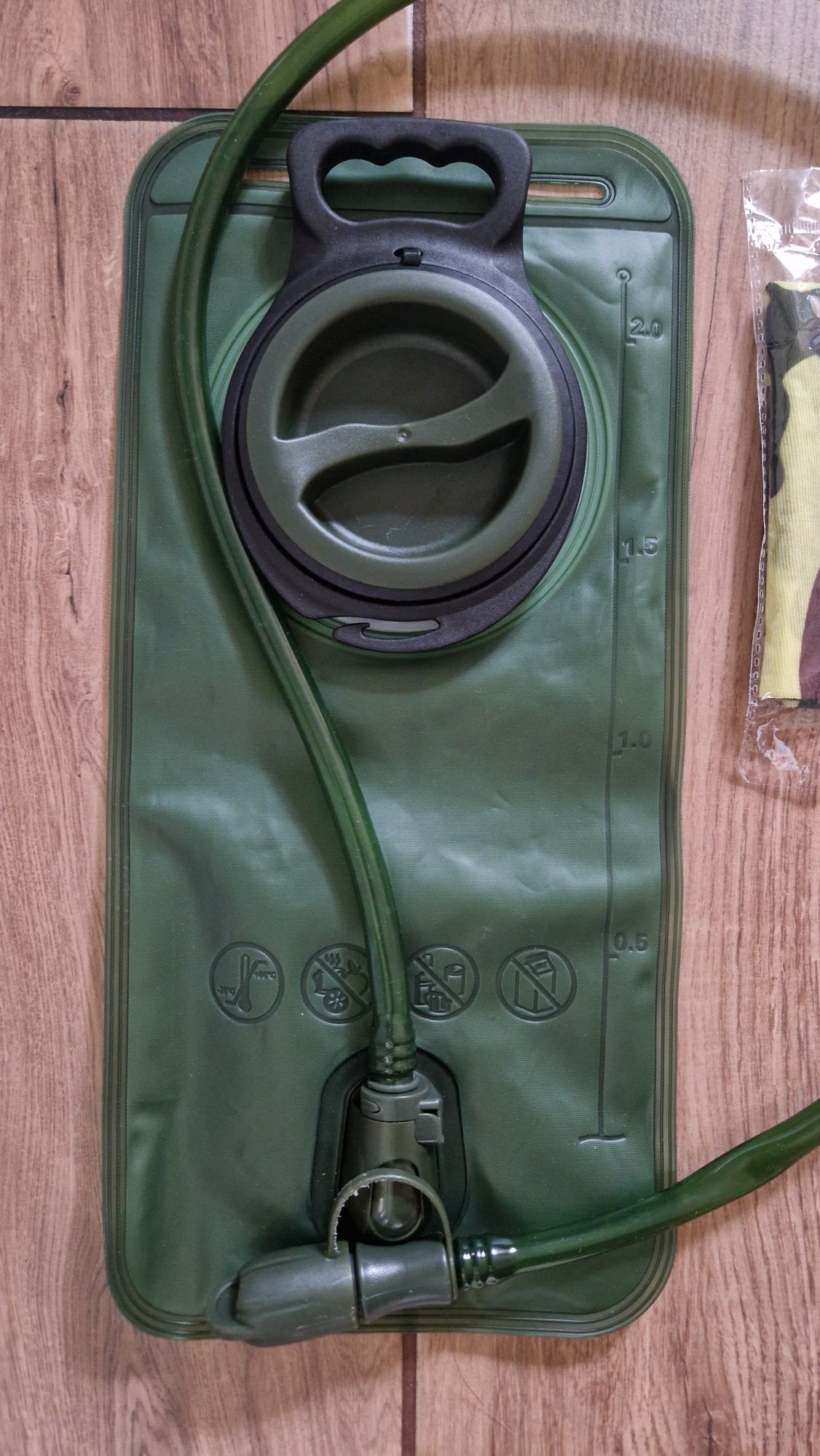 Bukłak militarny pęcherz nawodniający, 2 l, do plecaka turystyc