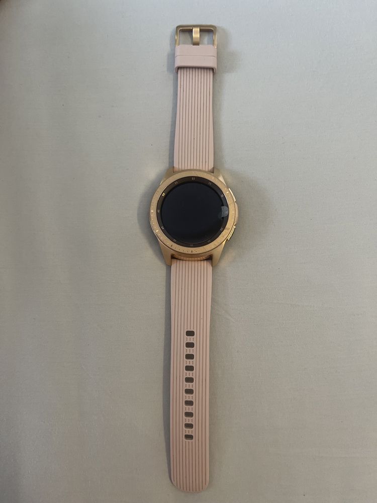 galaxy watach 42mm rose gold