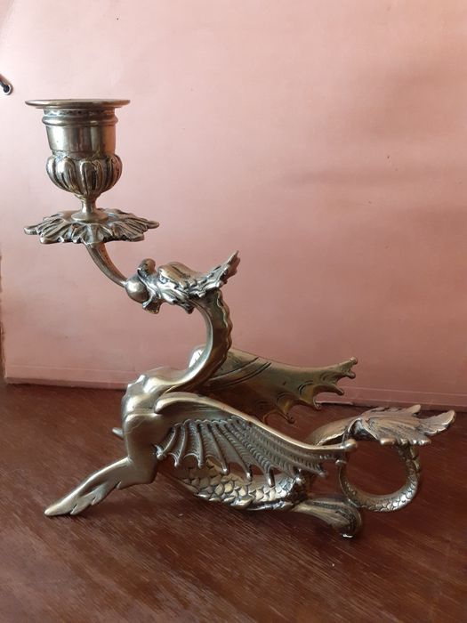 Dragões par de candelabros antigos em metal
