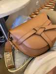 Mala Loewe castanha