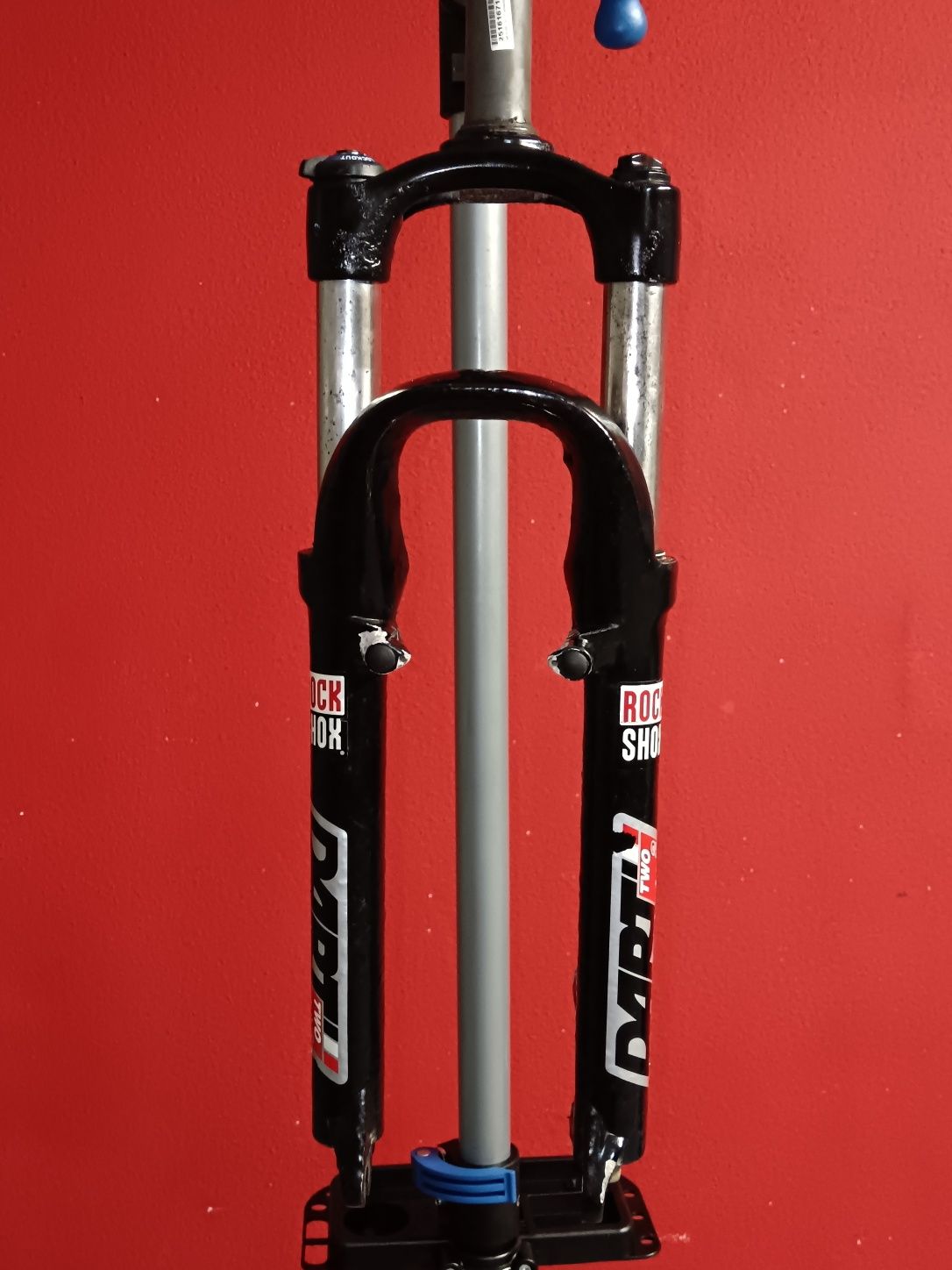 Suspensão bicicleta BTT RockShox Dart 2 C/Bloqueio e Ajuste de Firmeza