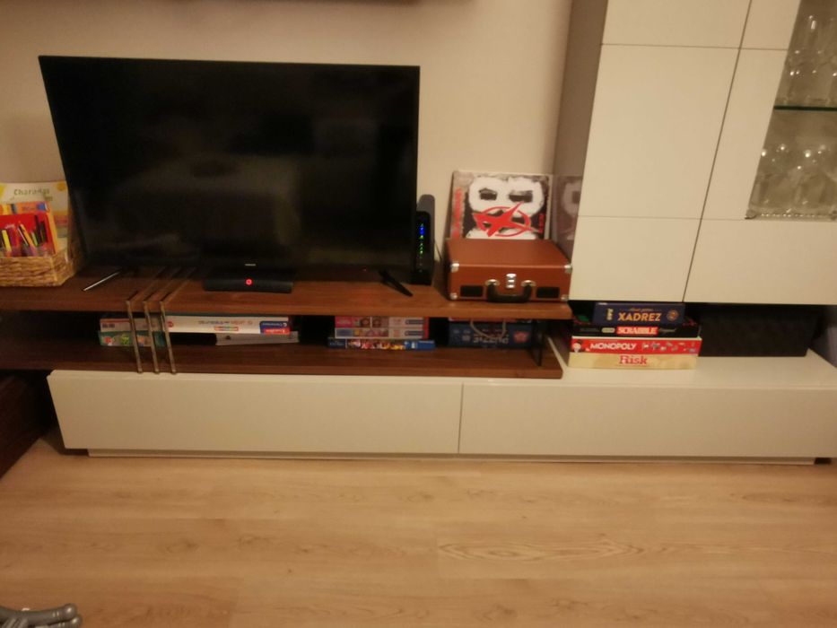 Conjunto móvel Tv Evanyrouse