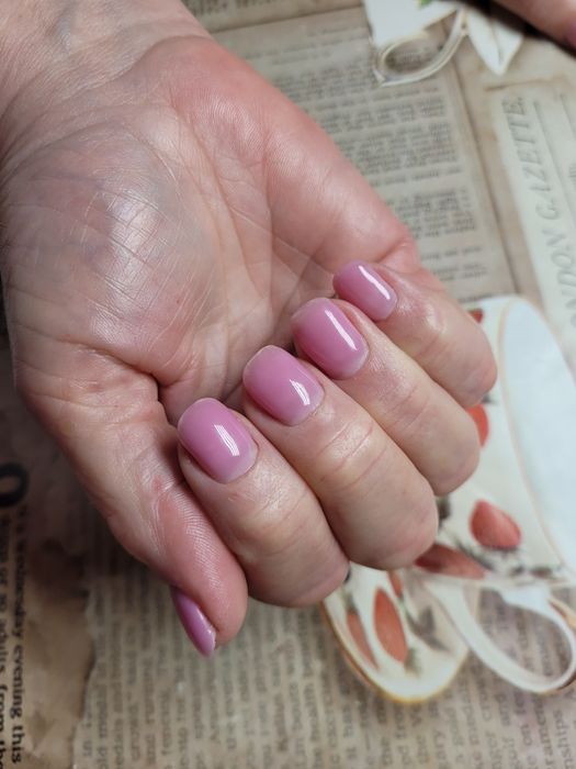 Манікюр з покриттям