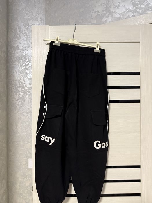 Джинсы  в отличном состоянии на 50-56 раз по 1000 гр за каждые