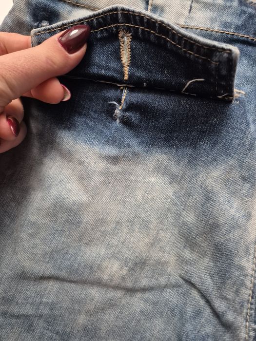 Spodnie dżinsowe w r. M