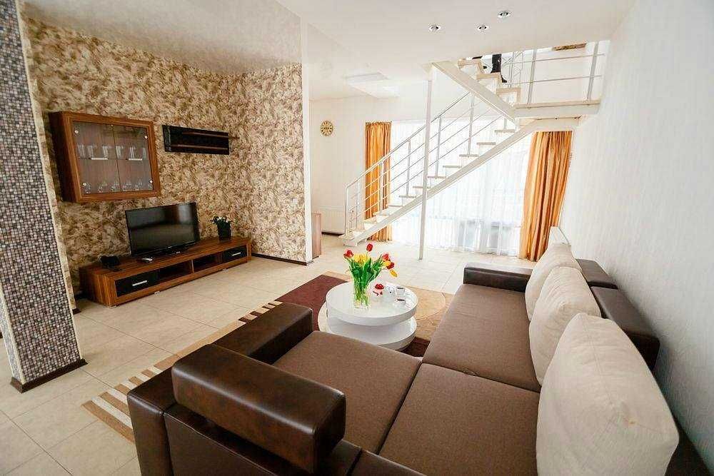 Коттедж 16 ст.Фонтана/Золотой берег. Евроремонт. Коммунальные в цене.