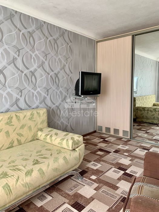 Продам 1 к квартиру Бот Сад Павлово поле, Олександра Олеся, 10