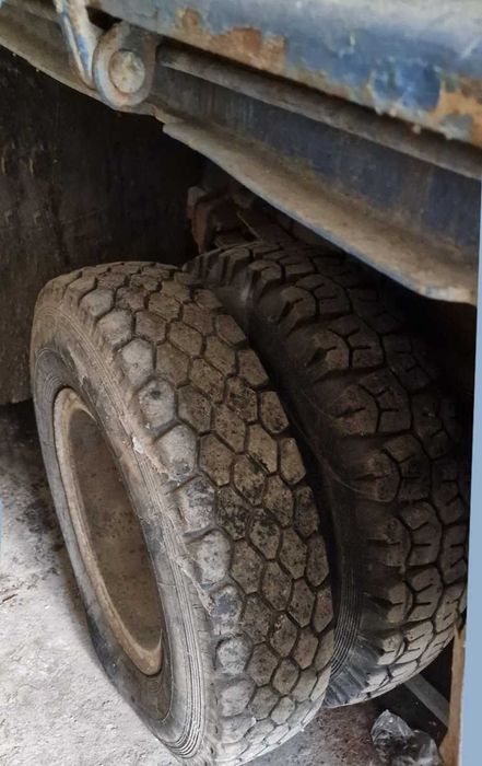 ЗІЛ 130 у робочому стані, з документами. Київська обл. СМТ Глеваха.