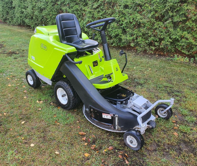 Profesjonalny traktorek kosiarka grillo V-TWIN 16km VANGUARD