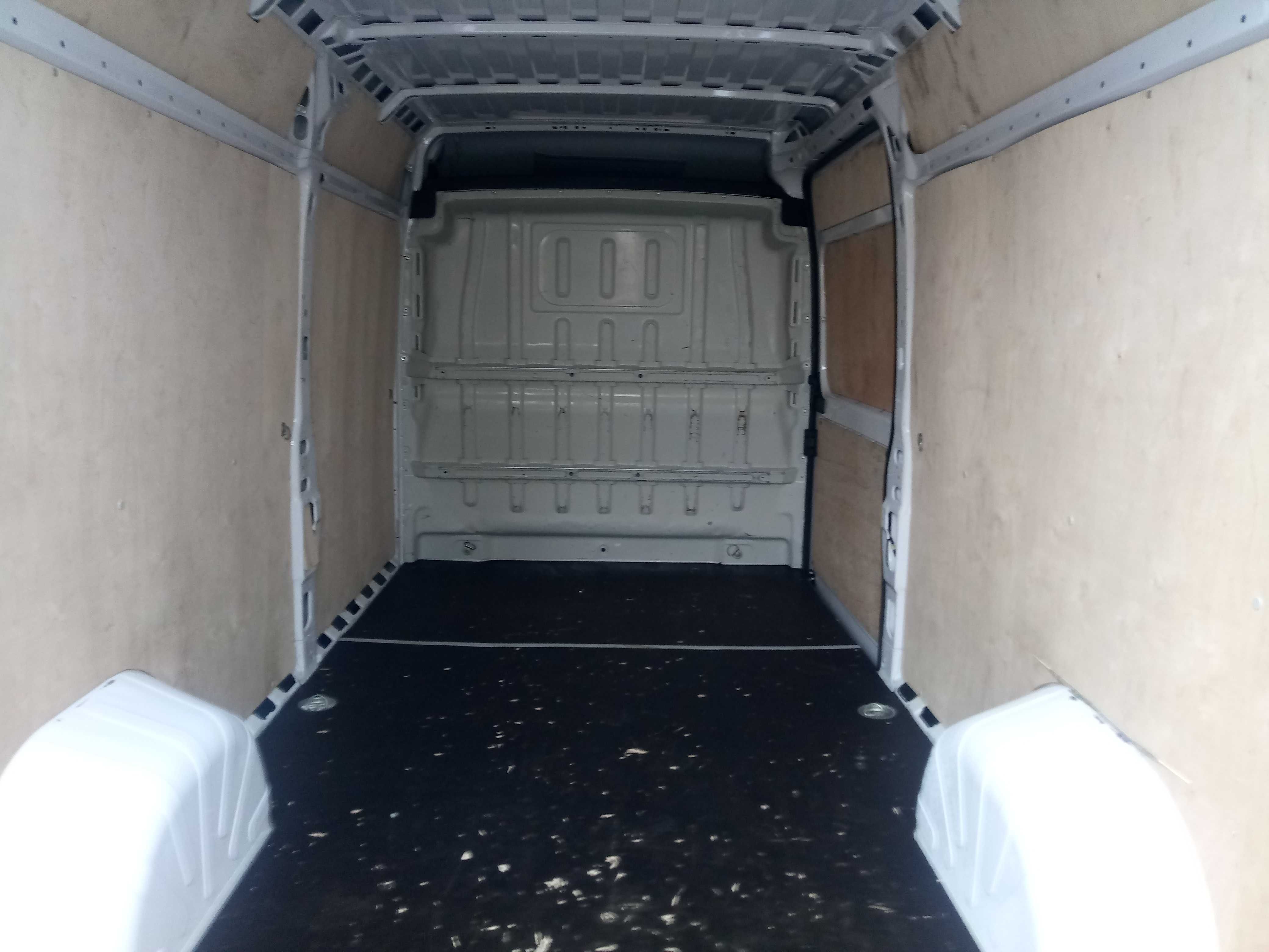 Wynajmę wypożyczę busa Fiat Ducato wypożyczalnia samochodów wynajem