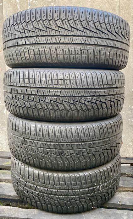 205 55 R16, комплект Hankook, состояние протектора 90%
