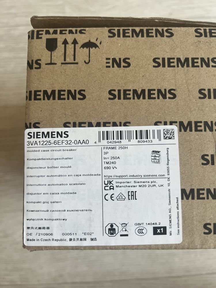 Автоматический выключатель Siemens 3VA1225-6EF32-0AA0