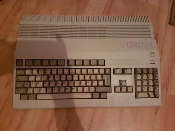 Konsola Amiga A500 stan wizualny BDB !!!