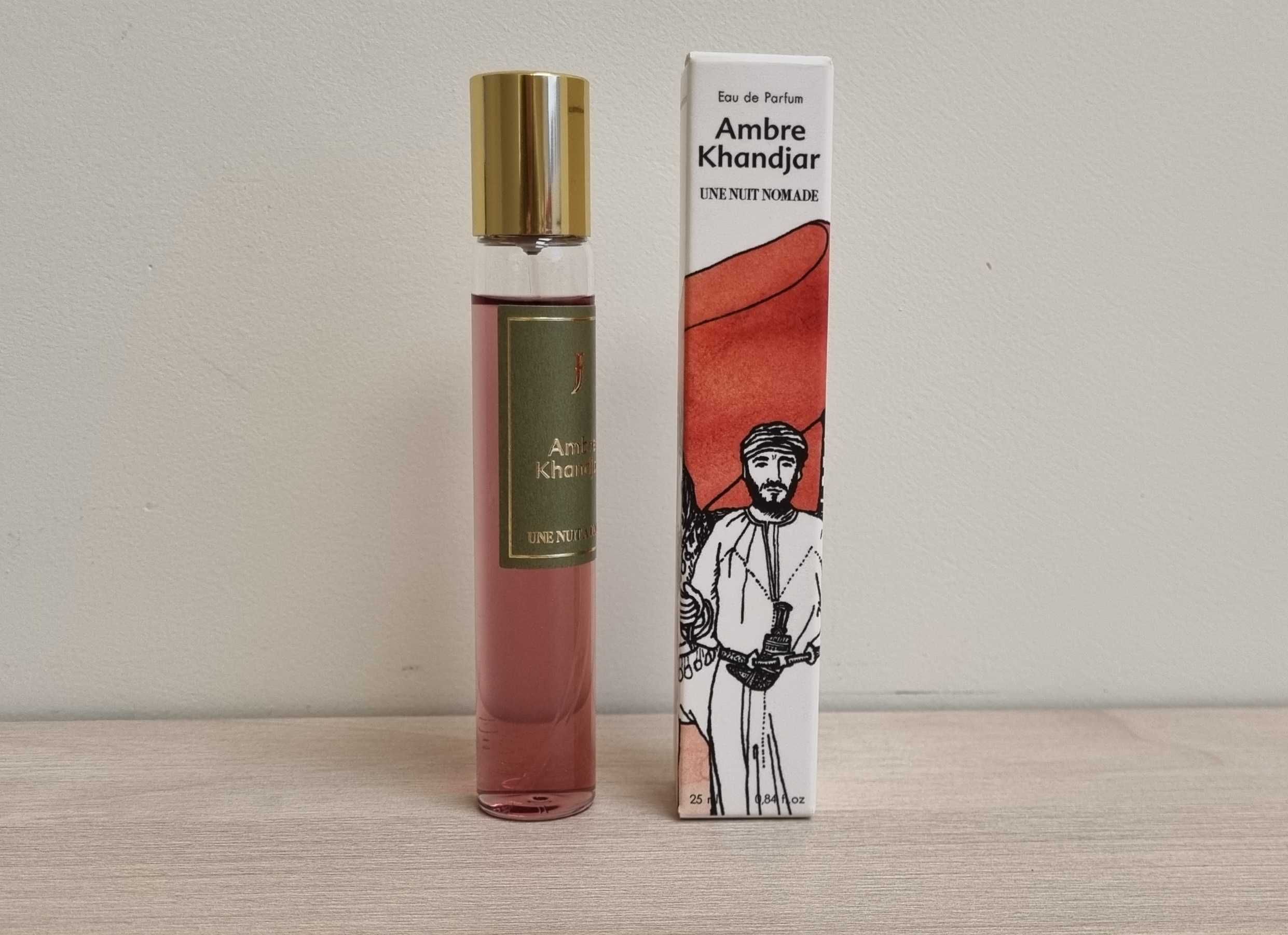 Une Nuit Nomade Ambre Khandjar